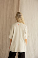 Think limitless tee - soft sand